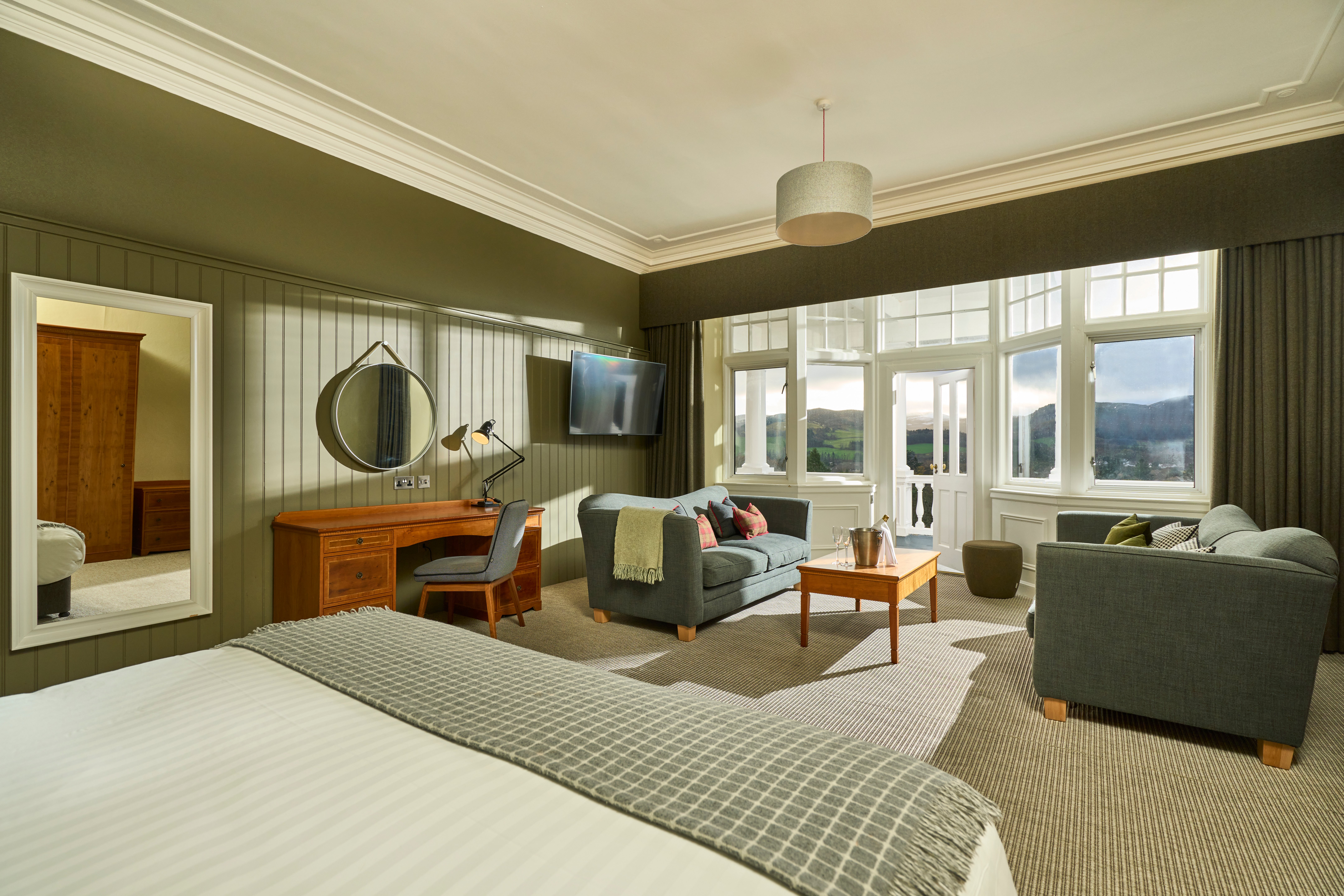 Cademuire Suite - 008 (3)
